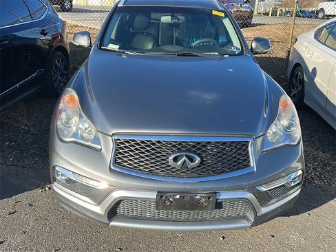 Used 2017 INFINITI QX50 2WD w/ Premium Plus Package image 2