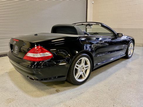 Used 2007 Mercedes-Benz SL 550 image 9