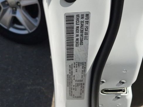 Used 2022 Jeep Compass Latitude FWD image 26