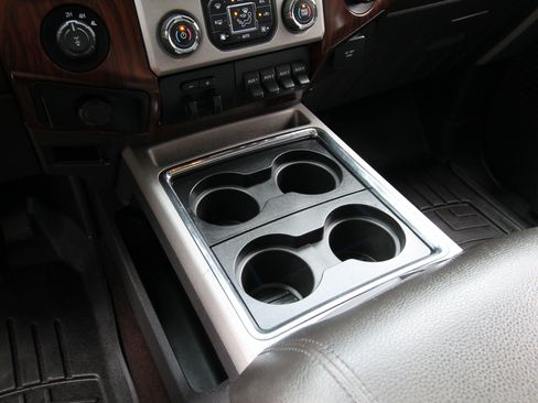 Used 2013 Ford F350 Lariat w/ Lariat Ultimate Pkg AWD/4WD image 35