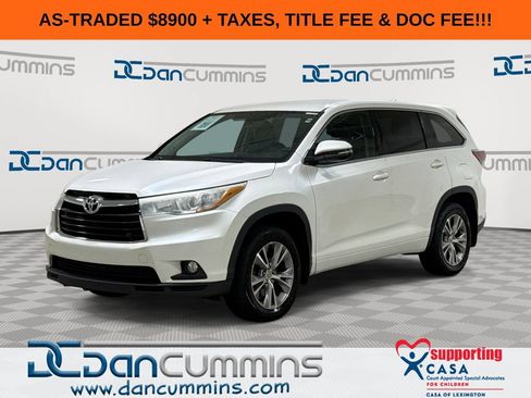 Used 2015 Toyota Highlander Plus AWD/4WD image 1