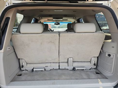 Used 2010 Chevrolet Tahoe LTZ AWD/4WD image 15
