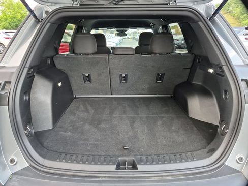Used 2025 Chevrolet Equinox LT AWD/4WD image 29
