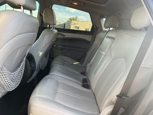 Used 2016 Cadillac SRX Luxury w/ Driver Awareness Package FWD image 31