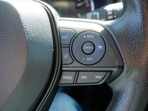 Certified 2025 Toyota RAV4 XLE AWD/4WD image 26