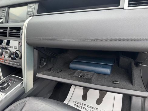 Used 2019 Land Rover Discovery Sport SE image 35