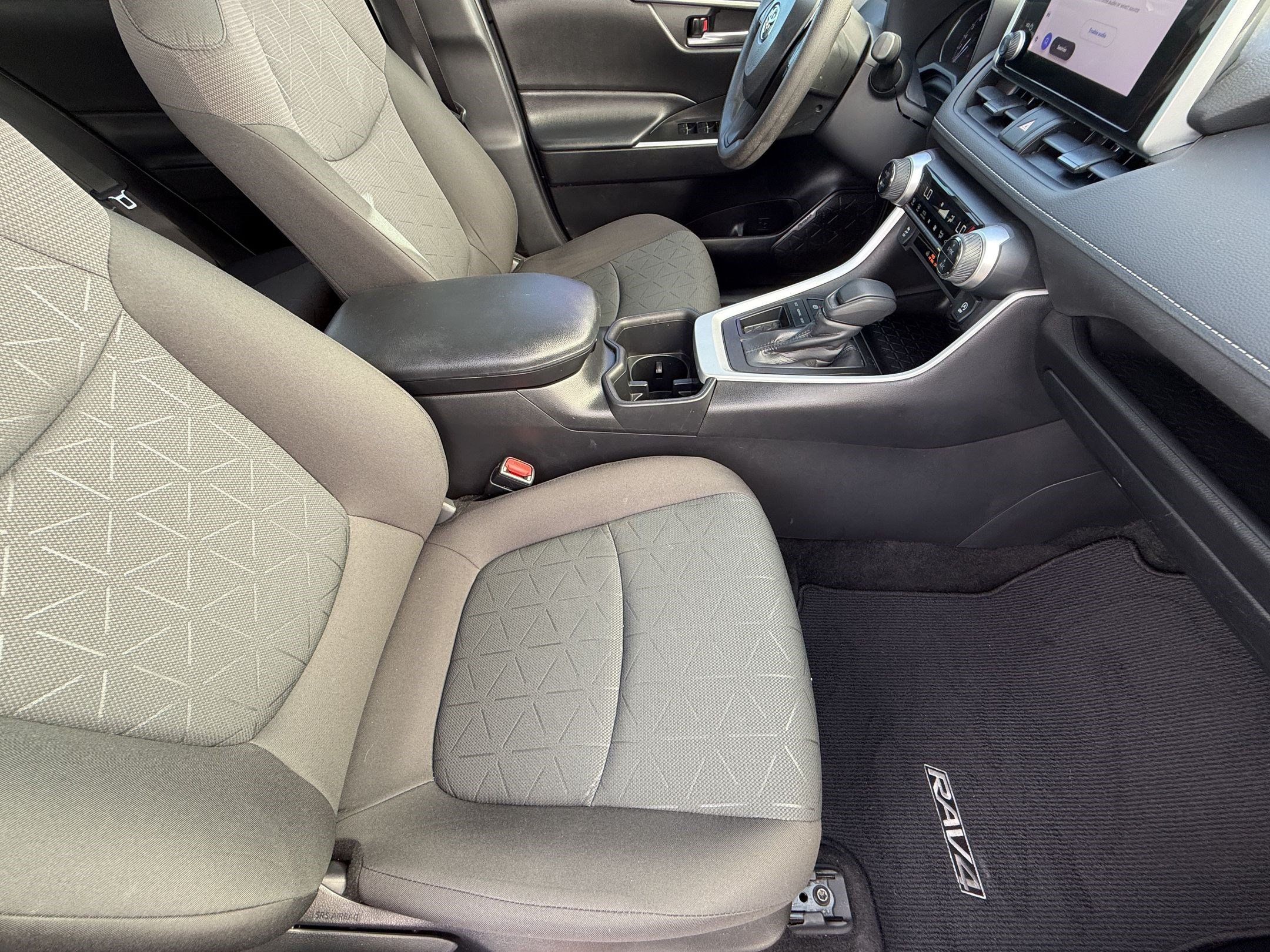 Used 2023 Toyota RAV4 XLE w/ Convenience Package FWD image 26
