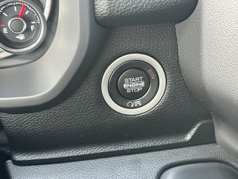 Used 2024 RAM 2500 Big Horn w/ Bed Utility Group image 21