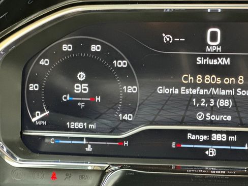 Certified 2024 GMC Sierra 1500 SLE image 26