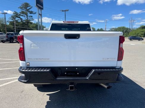 Used 2025 Chevrolet Silverado 2500 Custom w/ Snow Plow Prep/Camper Package AWD/4WD image 5