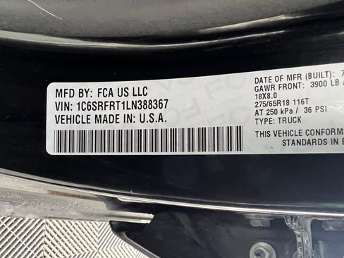 Used 2020 RAM 1500 Laramie AWD/4WD image 32