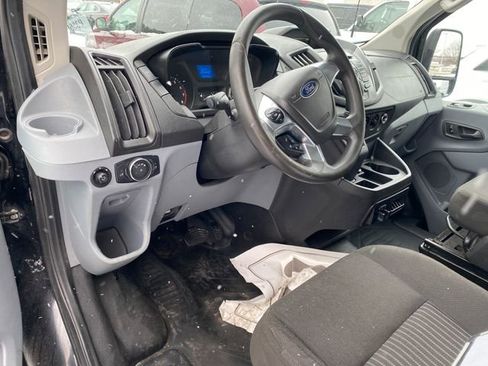 Used 2019 Ford Transit 150 XLT image 3