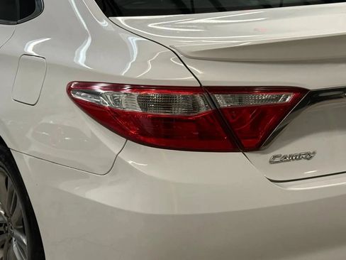 Used 2017 Toyota Camry SE FWD image 10