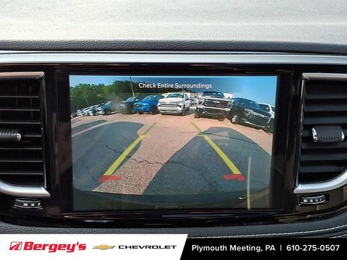 Used 2026 Chrysler Pacifica Limited w/ S Appearance Package FWD image 23