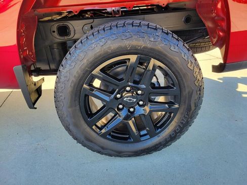 New 2026 Chevrolet Silverado 1500 LT Trail Boss w/ LPO, Dark Essentials Package image 7