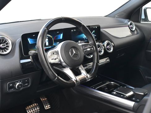 Used 2021 Mercedes-Benz GLA 35 AMG 4MATIC image 22