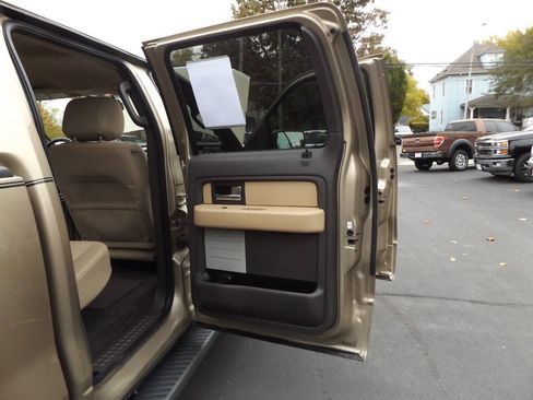 Used 2013 Ford F150 XLT w/ Mid Equipment Group AWD/4WD image 27