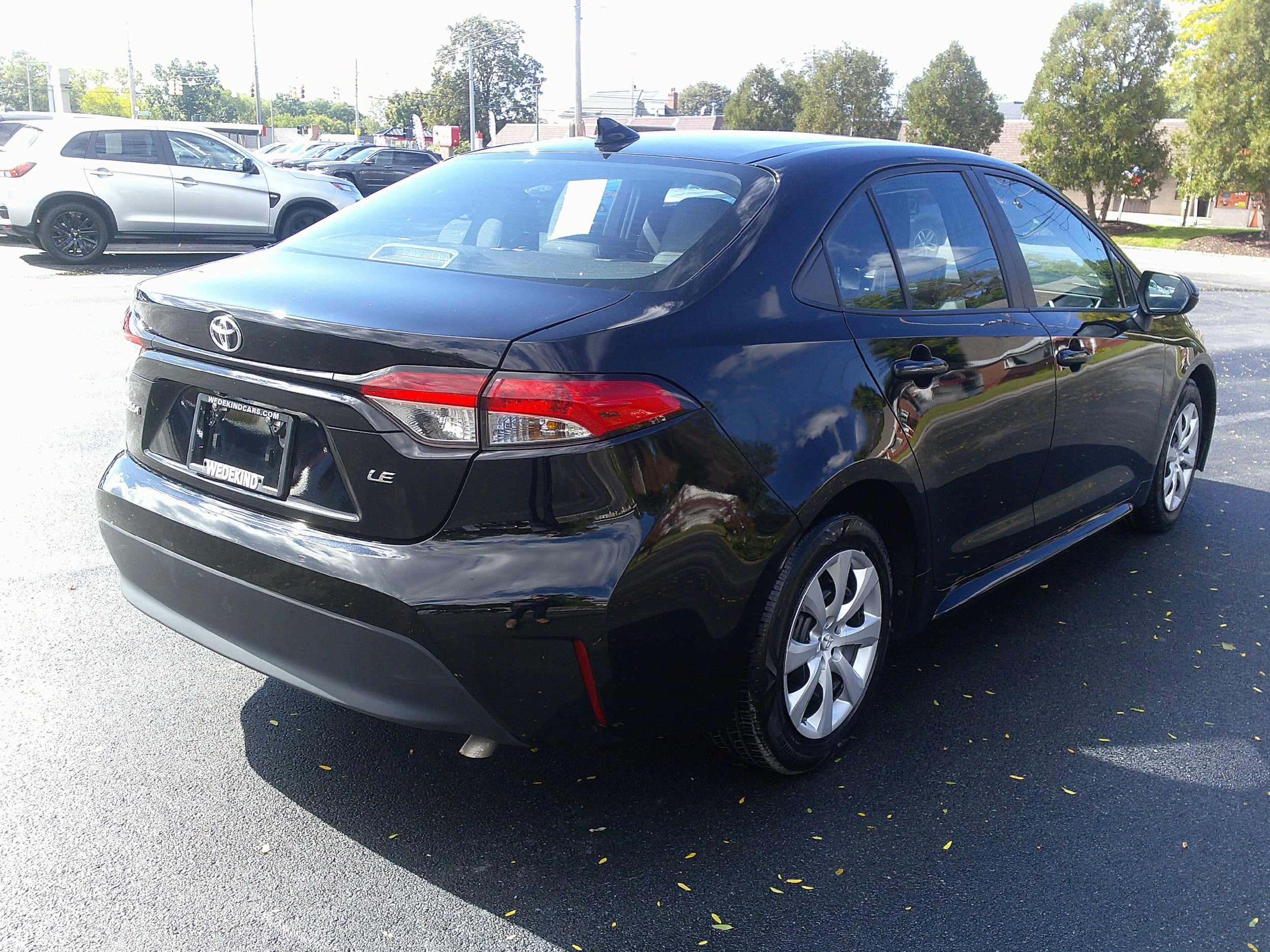 Used 2024 Toyota Corolla LE FWD image 8
