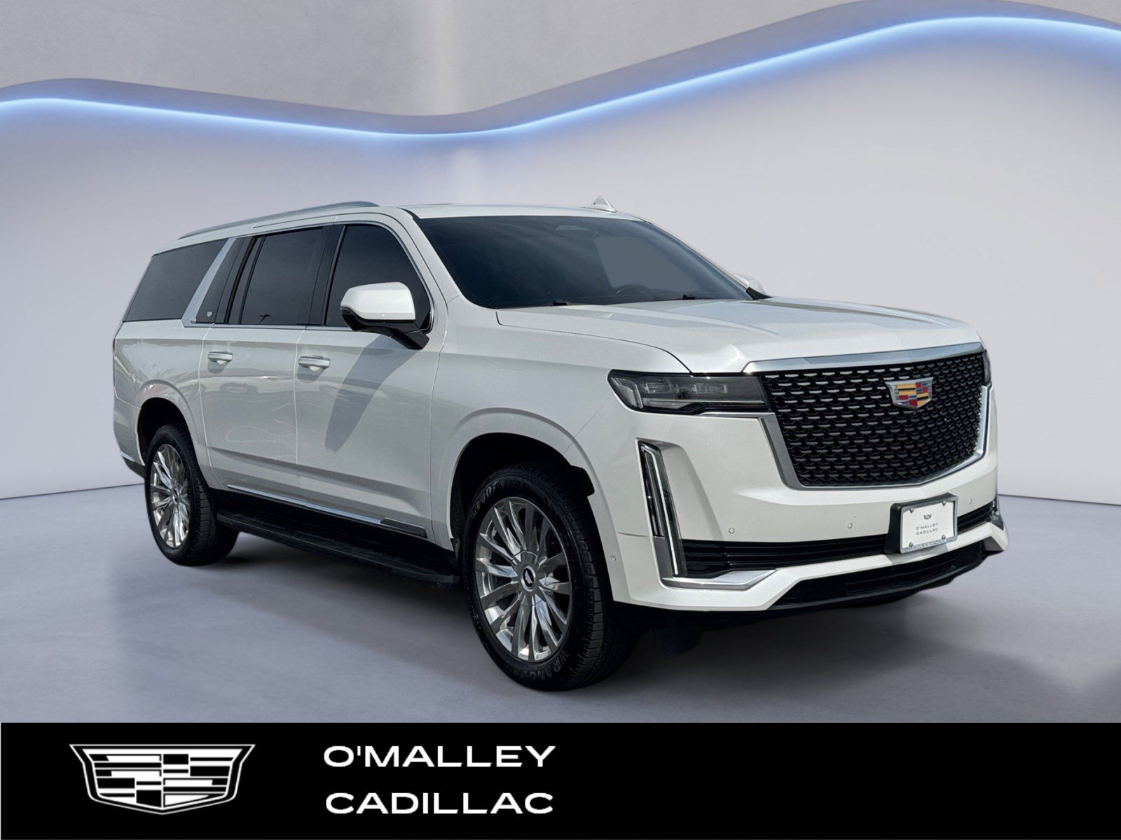 Used 2023 Cadillac Escalade ESV Premium Luxury AWD/4WD image 7