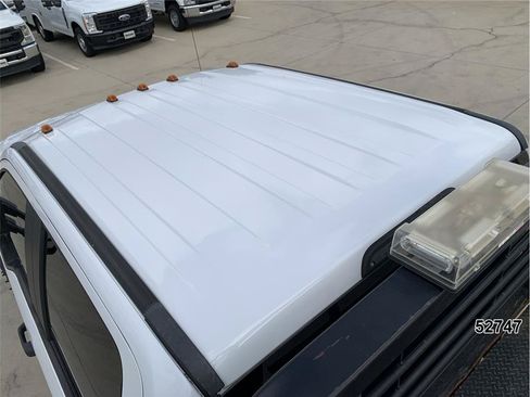 Used 2017 Ford F550 2WD Crew Cab Super Duty image 9