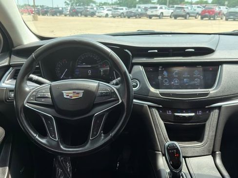 Used 2019 Cadillac XT5 Luxury AWD/4WD image 29