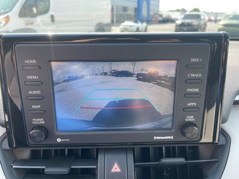 Used 2020 Toyota RAV4 XLE w/ All Weather Liner Package AWD/4WD image 21