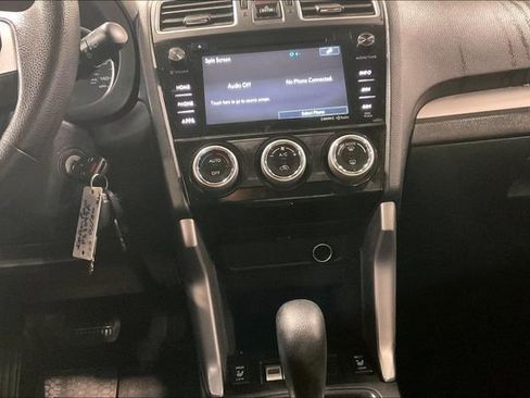 Used 2017 Subaru Forester 2.5i Premium w/ All-Weather Package image 32