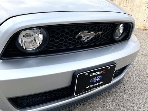 Used 2013 Ford Mustang GT image 28