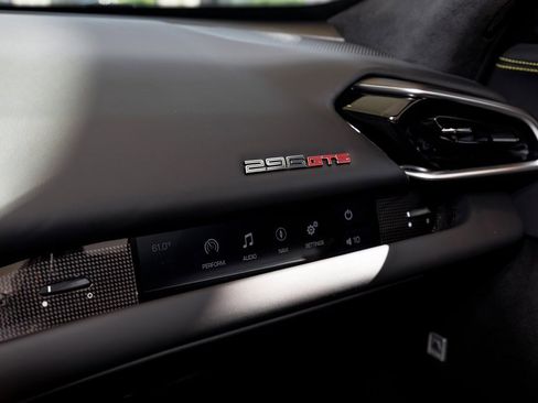 Used 2024 Ferrari 296 GTS image 32