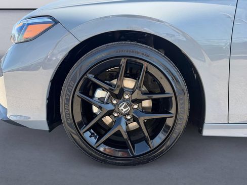 Used 2025 Honda Civic Sport image 9