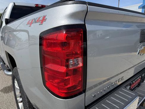 Used 2017 Chevrolet Silverado 1500 LT w/ All Star Edition AWD/4WD image 27