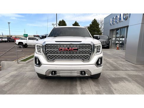 Used 2021 GMC Sierra 1500 Denali w/ Driver Alert Package II AWD/4WD image 2