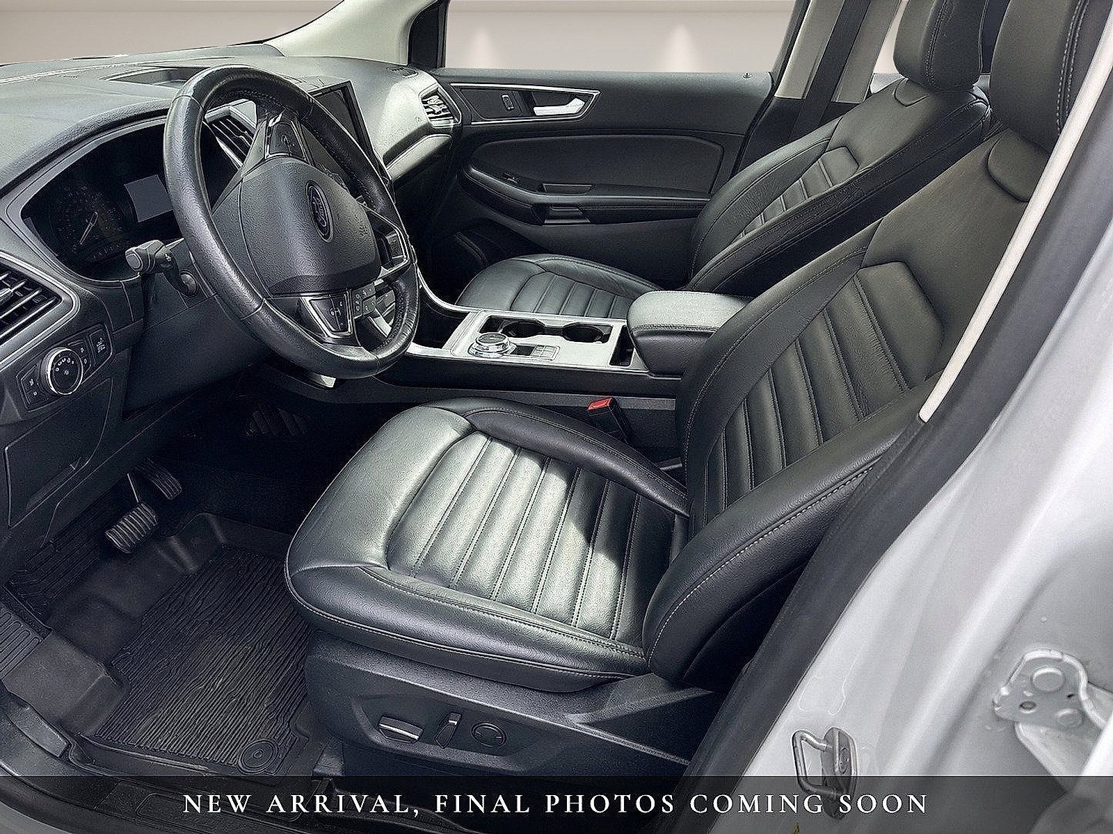 Used 2024 Ford Edge SEL w/ Convenience Package AWD/4WD image 11
