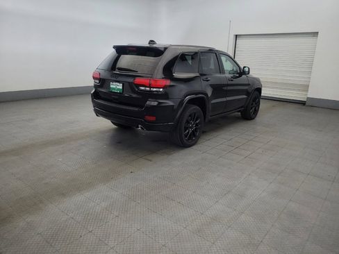 Used 2022 Jeep Grand Cherokee Laredo X AWD/4WD image 9