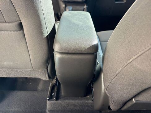 Used 2025 Chevrolet TrailBlazer LT image 24