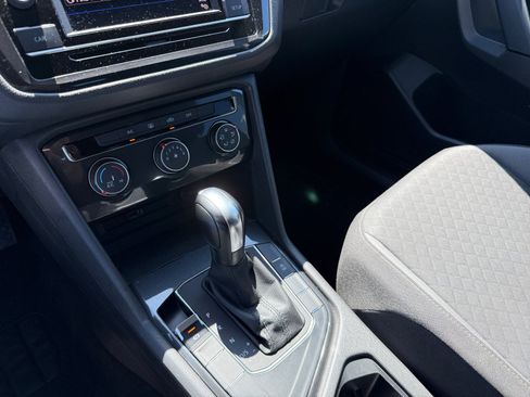 Used 2019 Volkswagen Tiguan S FWD image 13
