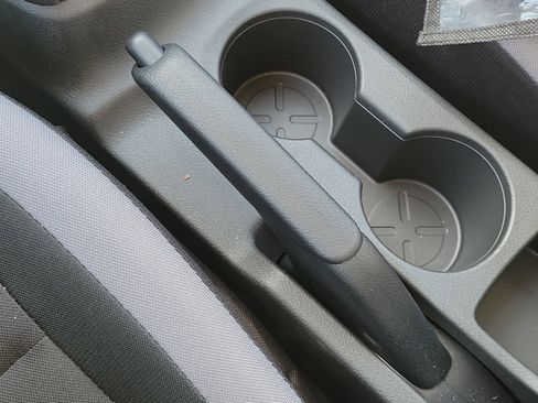 Used 2025 Nissan Versa S w/ Trunk Package image 23