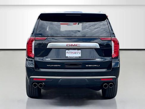 Used 2021 GMC Yukon XL Denali w/ Denali Premium Package AWD/4WD image 6