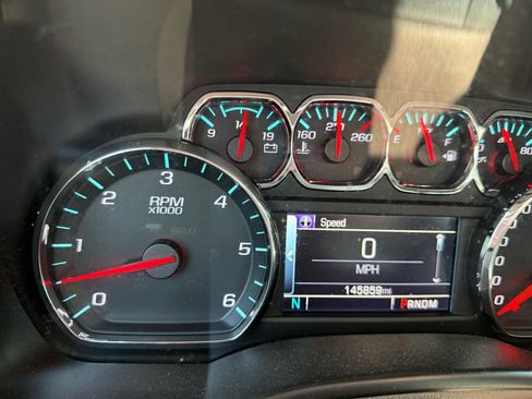 Used 2015 Chevrolet Tahoe LT w/ Luxury Package image 28