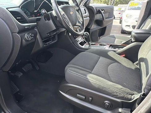 Used 2014 Chevrolet Traverse LT w/ All-Star Edition FWD image 19
