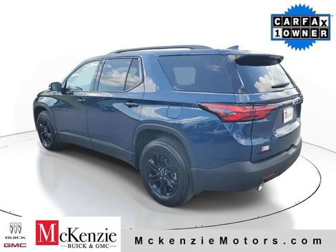 Used 2022 Chevrolet Traverse LT FWD image 3