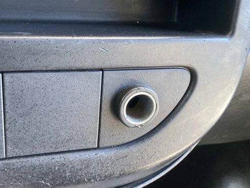 Used 2014 Chevrolet Express 3500 RWD image 27