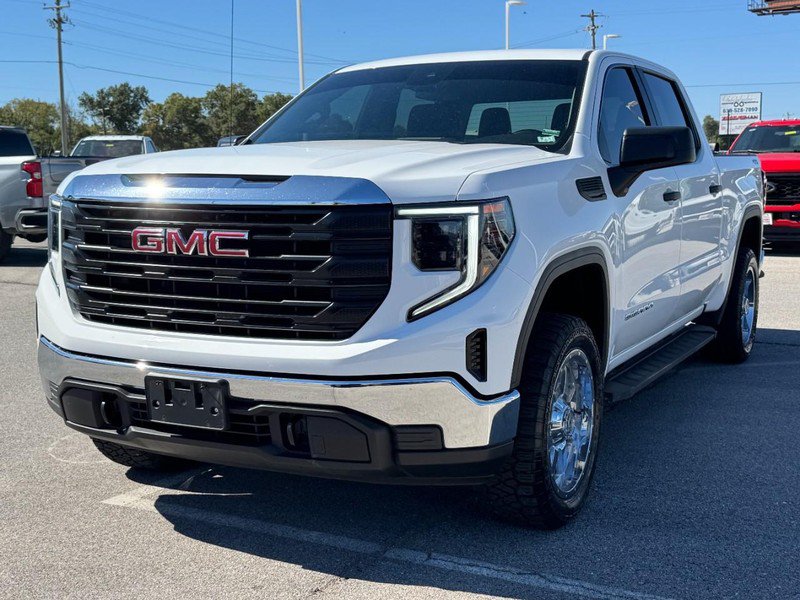 Used 2023 GMC Sierra 1500 Pro w/ Pro Value Package AWD/4WD image 8