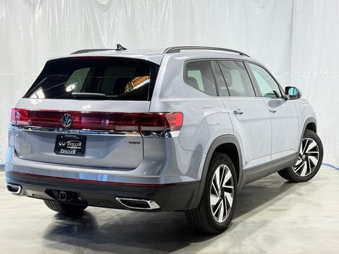 Used 2024 Volkswagen Atlas SE image 4