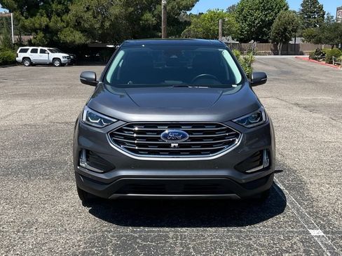 Used 2024 Ford Edge Titanium w/ Equipment Group 301A AWD/4WD image 9