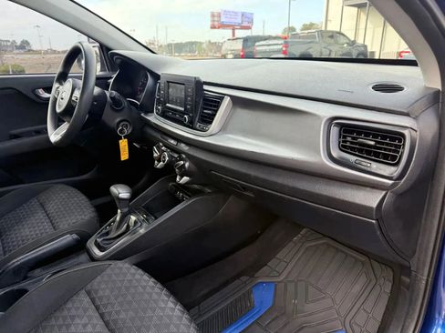 Used 2018 Kia Rio S image 22