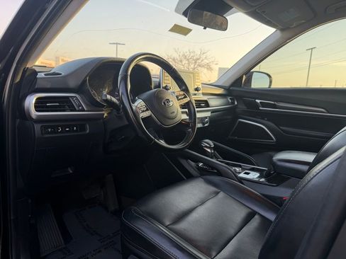 Used 2020 Kia Telluride LX image 11