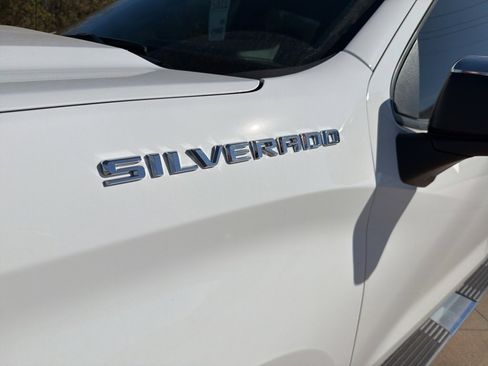 Used 2025 Chevrolet Silverado 1500 LT w/ Safety Package image 15