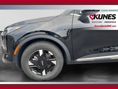 Used 2026 Kia Sportage LX FWD image 13