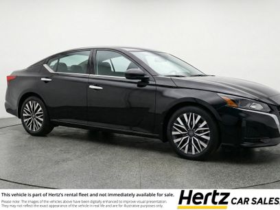 Used 2025 Nissan Altima 2.5 SV